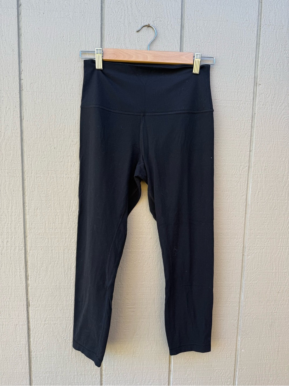 Lululemon black leggings